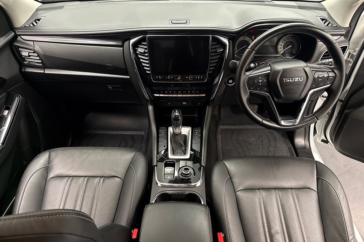 2022 Isuzu MU