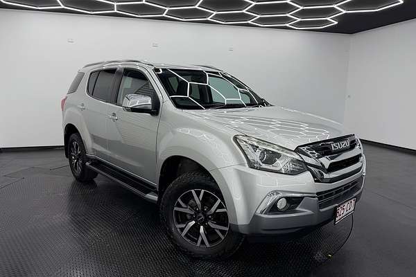 2021 Isuzu MU-X LS-T