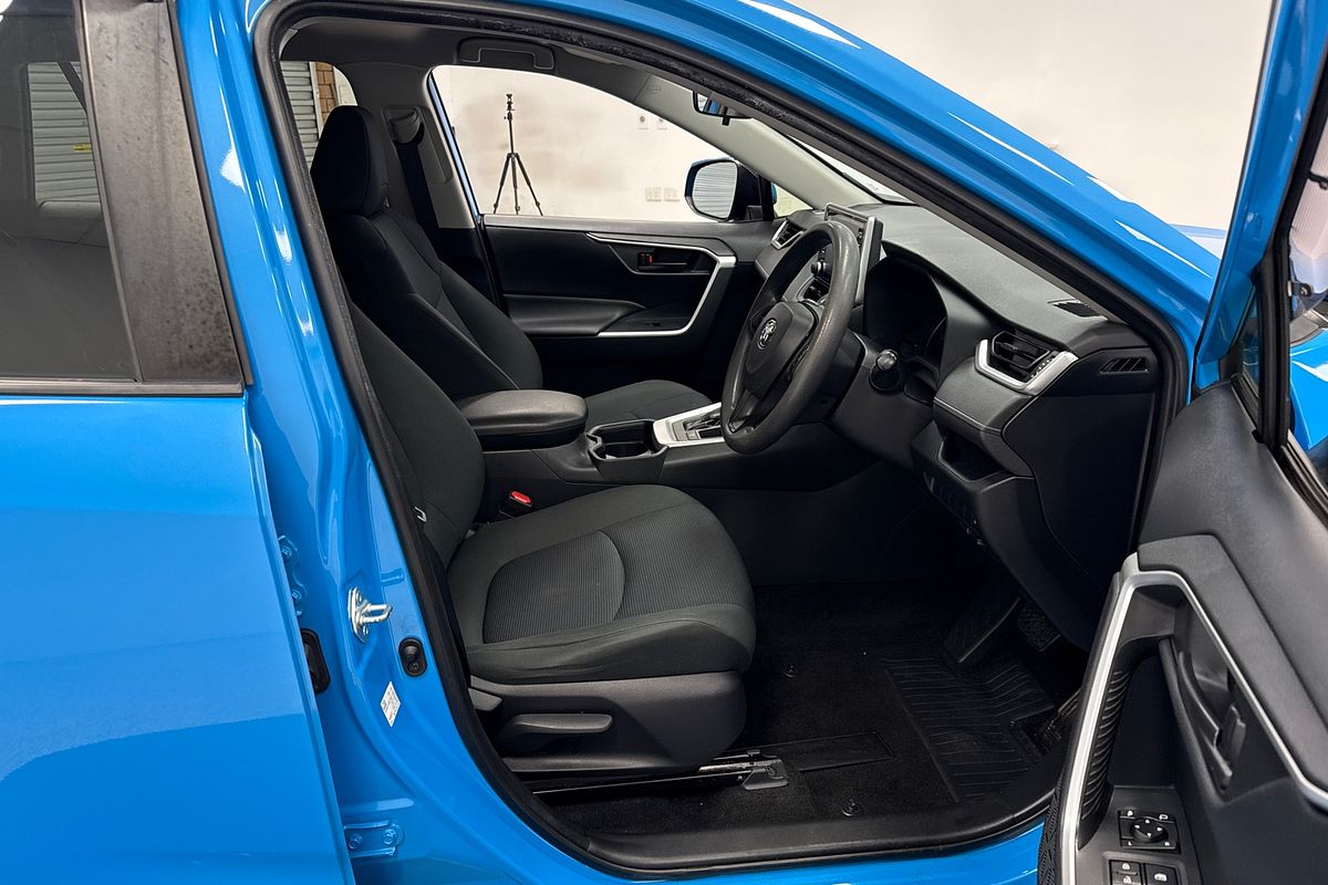 2019 Toyota RAV4 GX AXAH52R