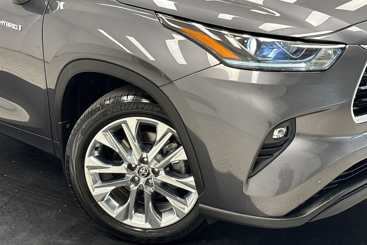 2025 Toyota Kluger Grande AXUH78R