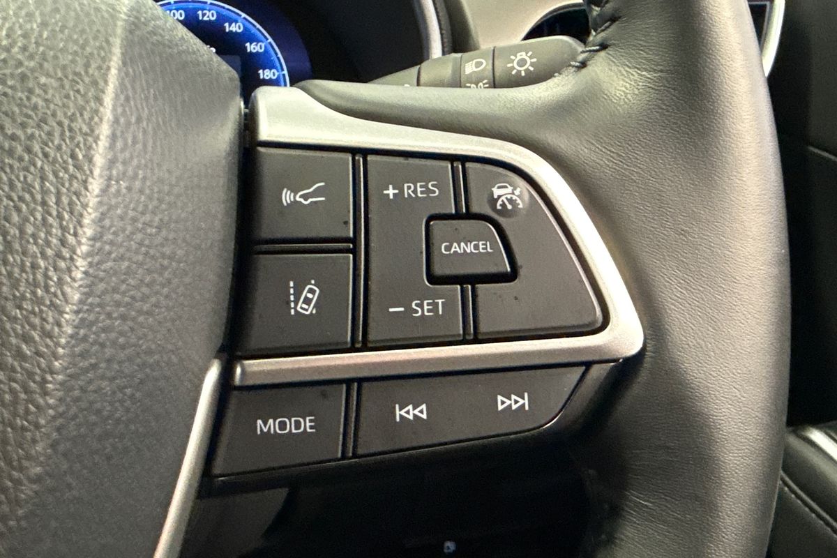 2025 Toyota Kluger Grande AXUH78R