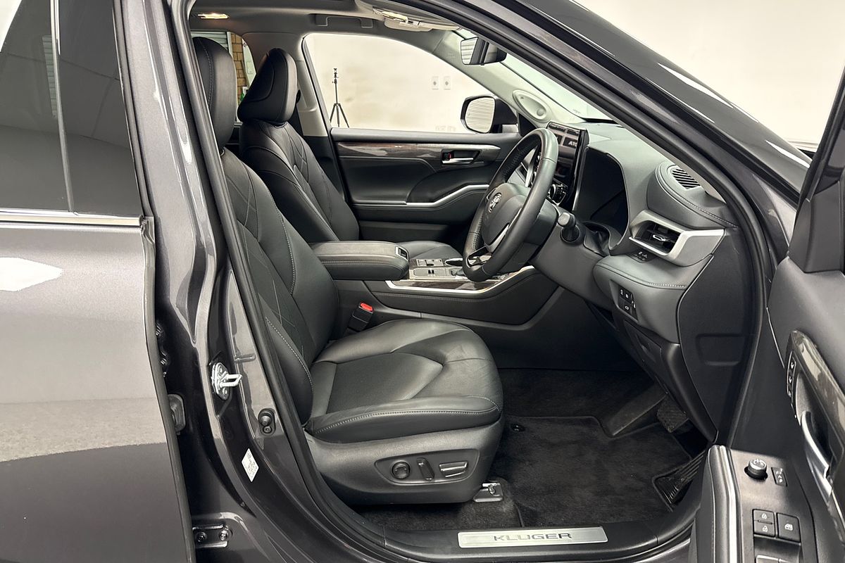2025 Toyota Kluger Grande AXUH78R