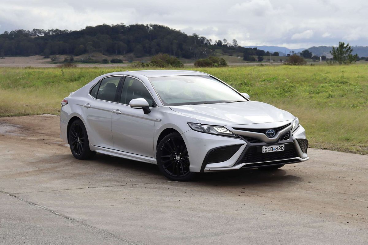 2021 Toyota Camry SX AXVH70R