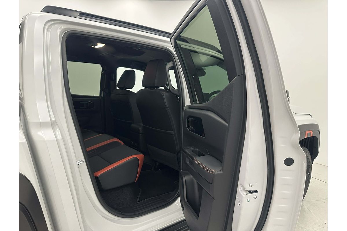 Nissan NAVARA 4X4 2.4 DSL AUTO DC P4X