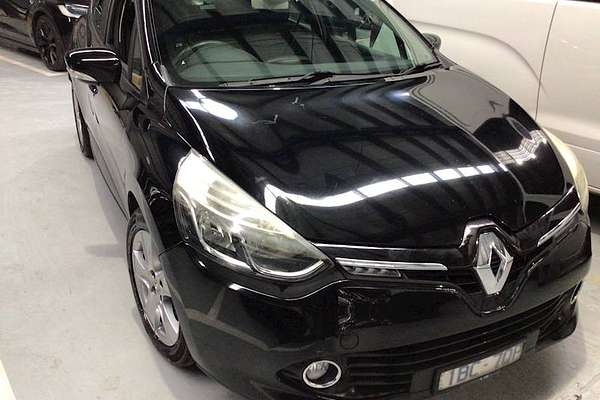 2014 Renault Clio Expression IV B98