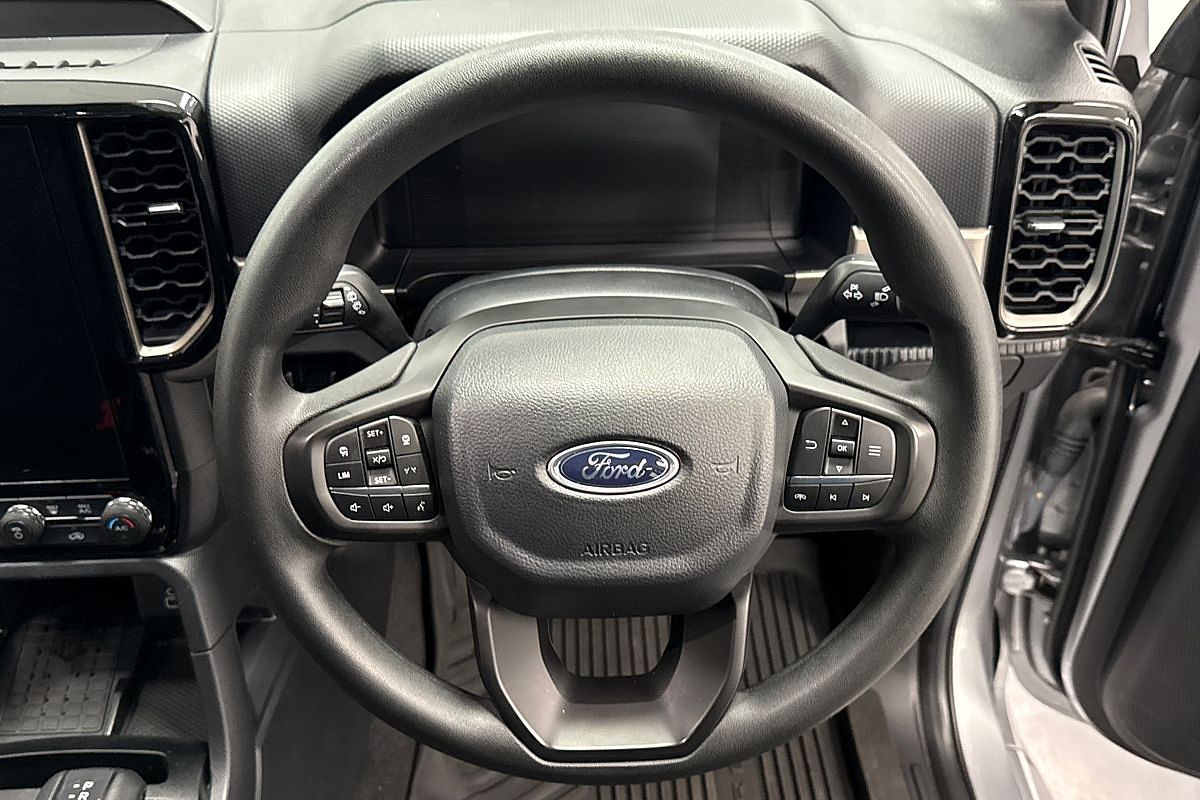 2024 Ford Everest Ambiente 2.0L