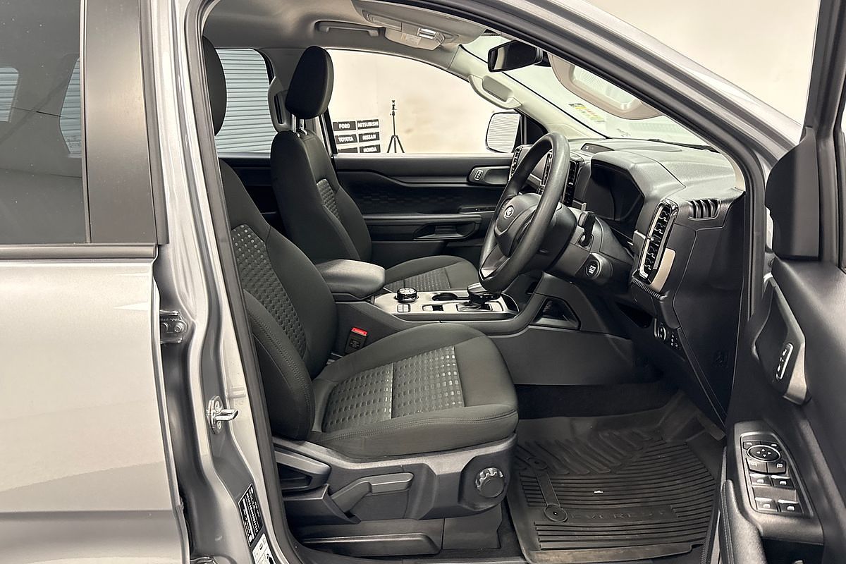 2024 Ford Everest Ambiente 2.0L