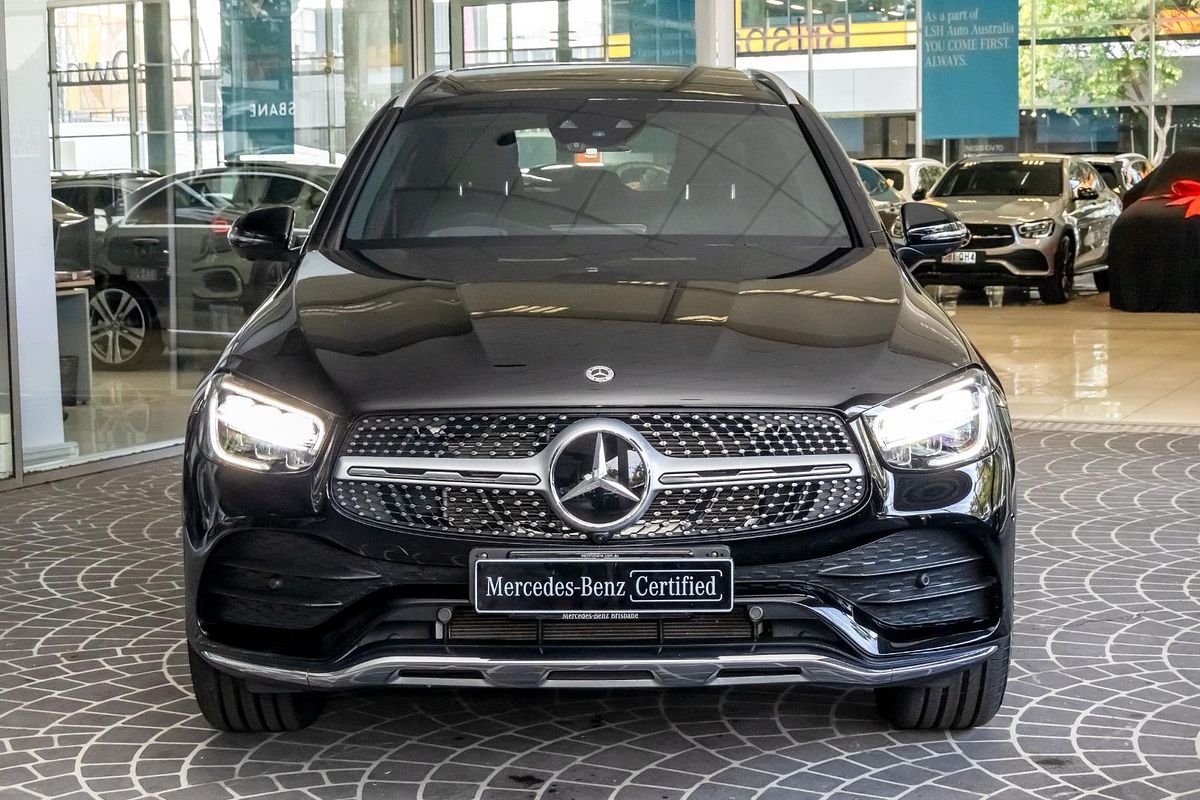 X253 802MY GLC300 WAG 5dr 9G 9 sp 2.0T