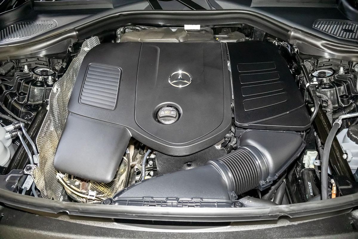 C254 806+056MY GLC300 CPE 9G 9 sp 2.0T/17kW
