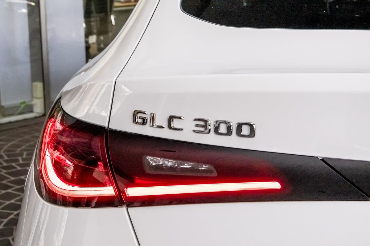 C254 806+056MY GLC300 CPE 9G 9 sp 2.0T/17kW