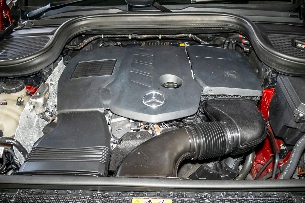 V167 801+051MY GLE300 d WAG 5d r 9G 9sp 2.0DT