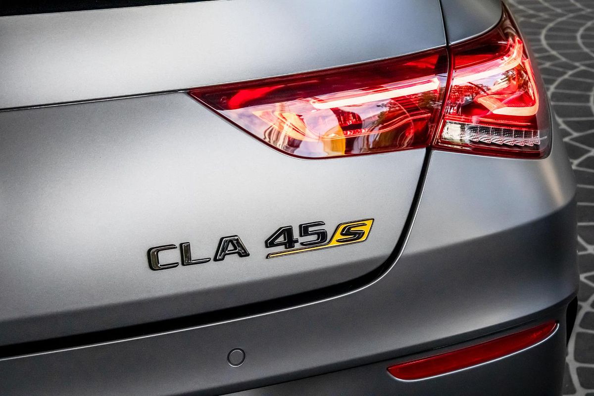 C118 803+053MY CLA45 AMG S CPE SSD 8sp 2.0T