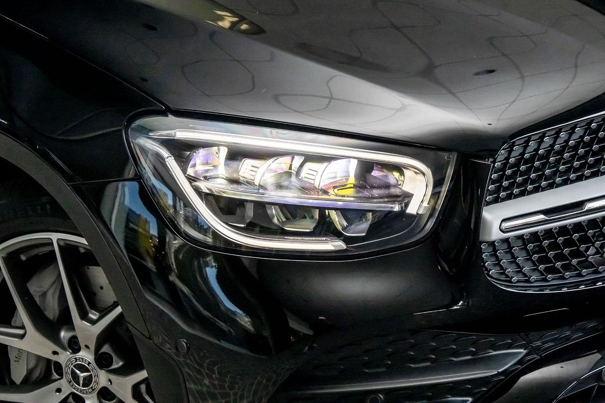X253 802MY GLC300 WAG 5dr 9G 9 sp 2.0T