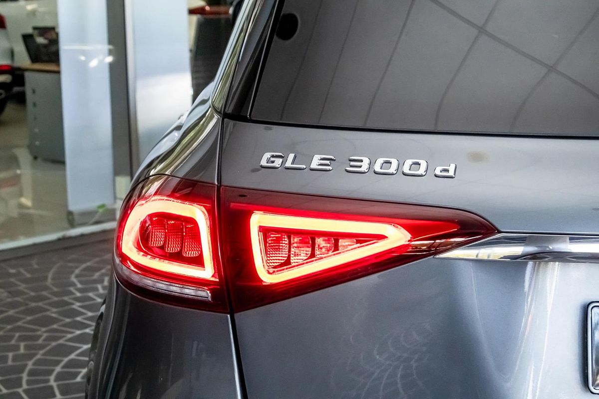 V167 801+051MY GLE300 d WAG 5d r 9G 9sp 2.0DT