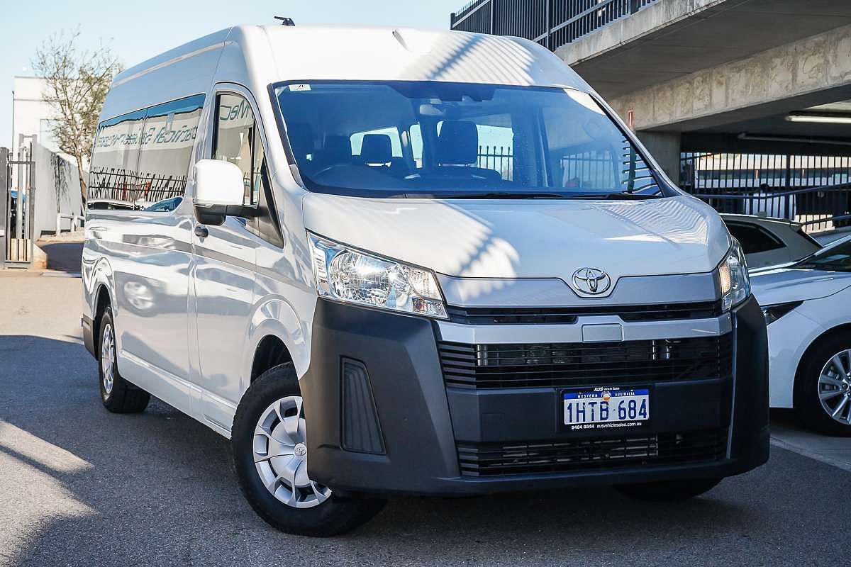 2022 Toyota Hiace Commuter GDH322R ELWB High Roof