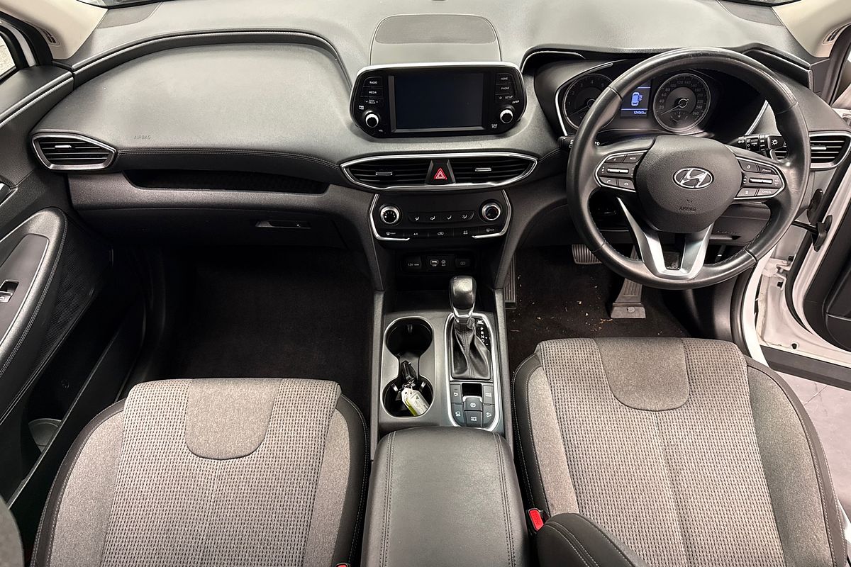 2019 Hyundai Santa Fe Active TM.2
