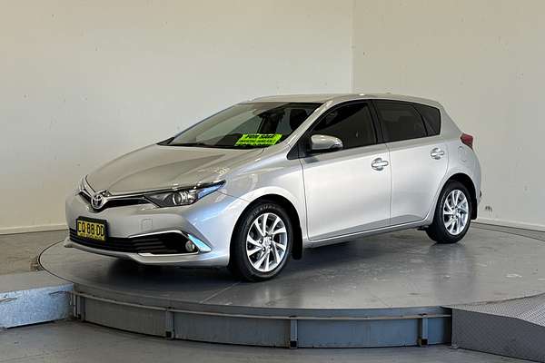 2018 Toyota Corolla Ascent Sport ZRE182R