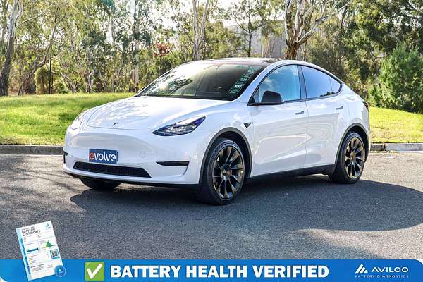 2024 Tesla Model Y Rear-Wheel Drive