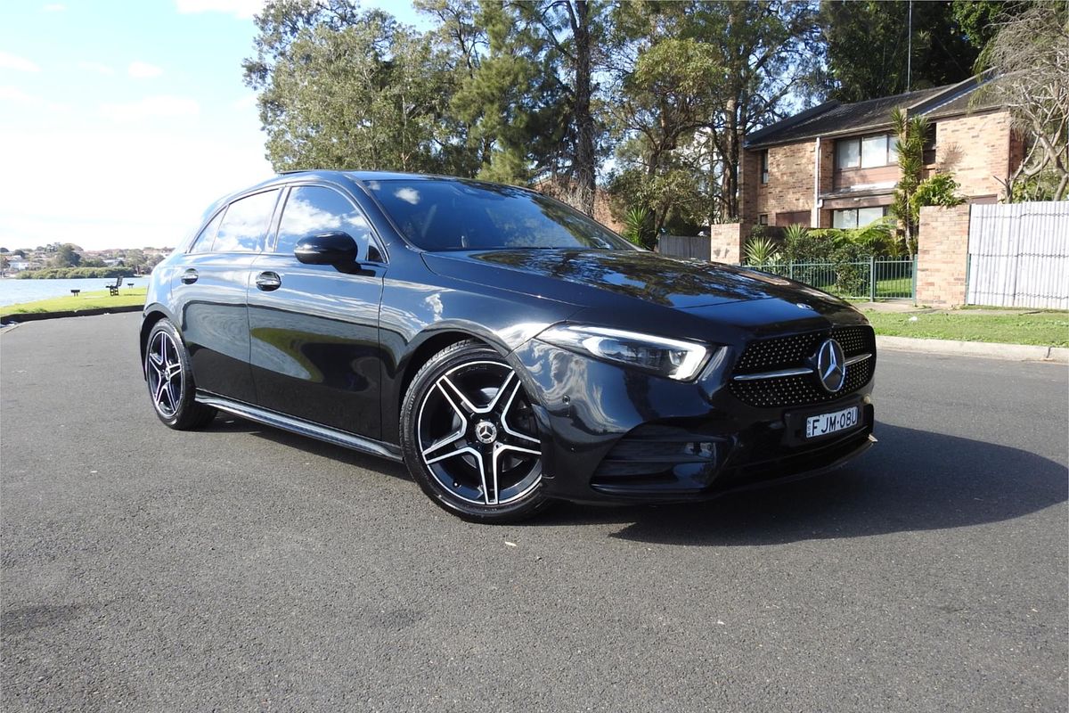 2018 Mercedes-Benz 200 177