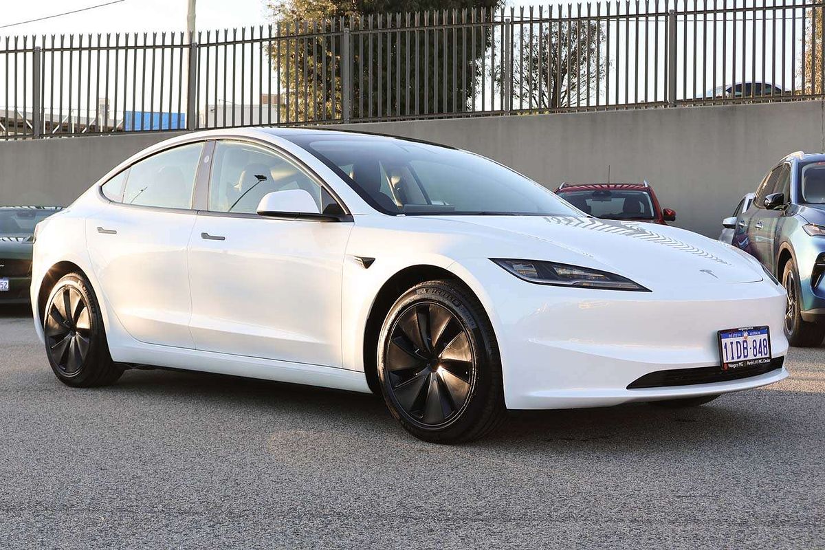 2024 Tesla Model 3 Rear-Wheel Drive