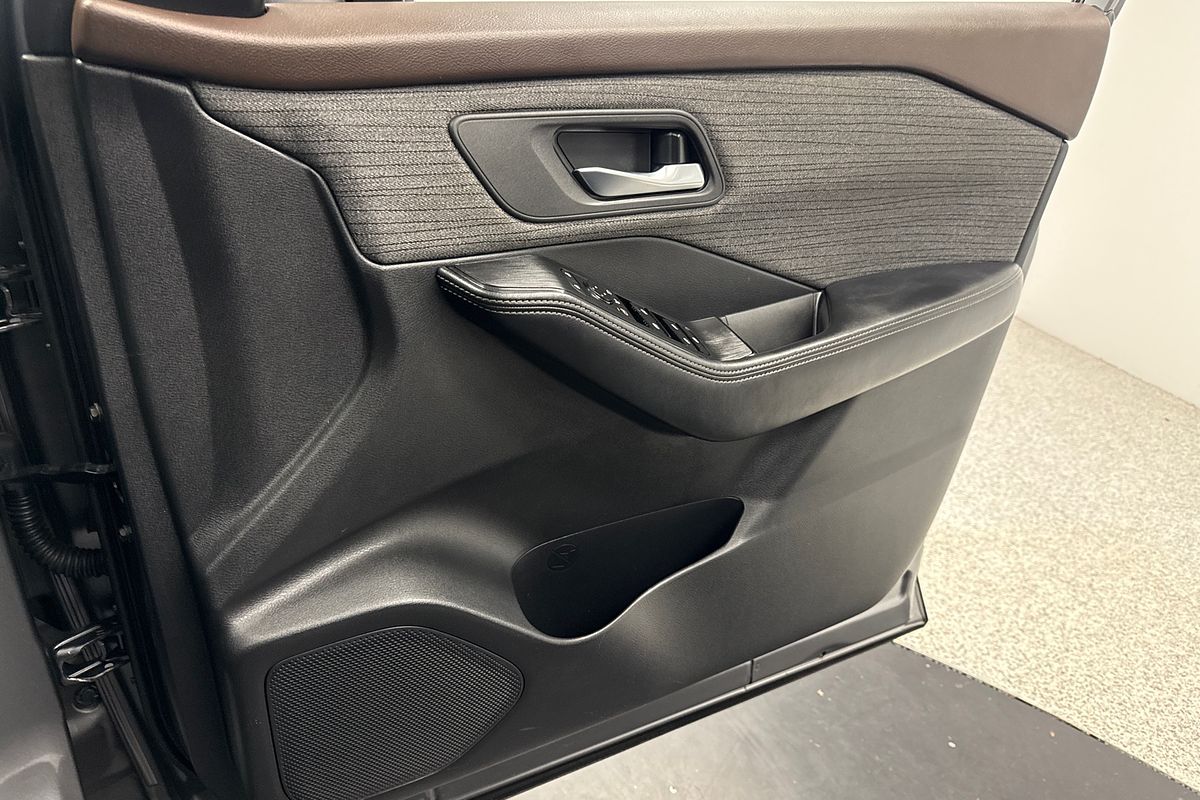 2023 Nissan X-TRAIL ST T33