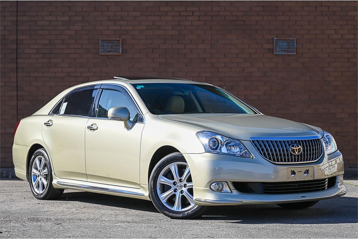 2009 Toyota Crown G Type URS206