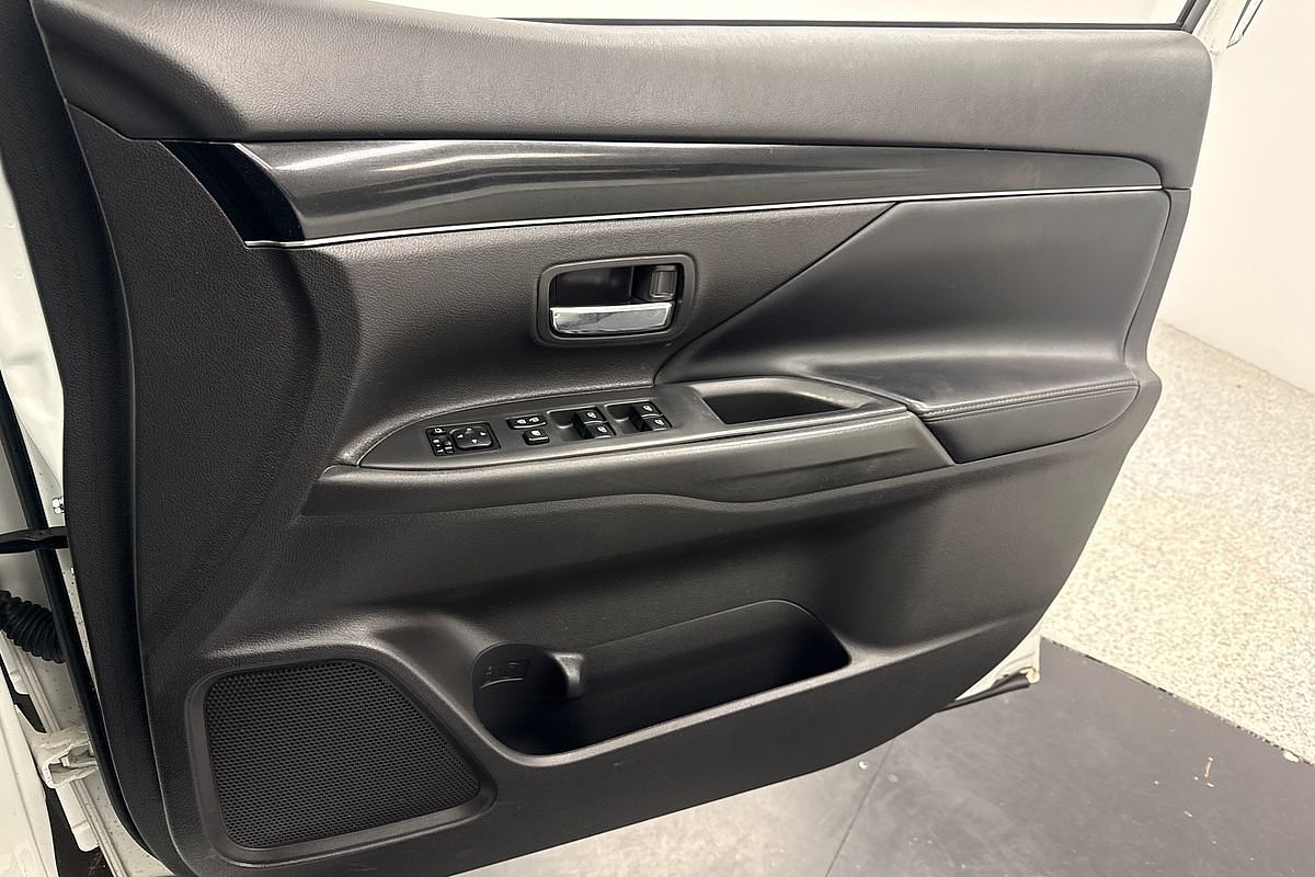 2019 Mitsubishi Outlander LS ZL