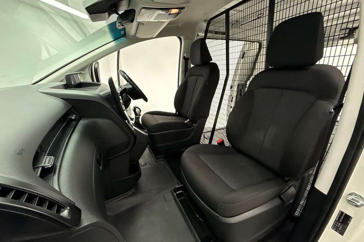 2023 Hyundai STARIA LOAD US4.V2