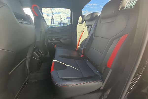 2026 Ford Ranger Raptor 4X4 3.0L thumb-6