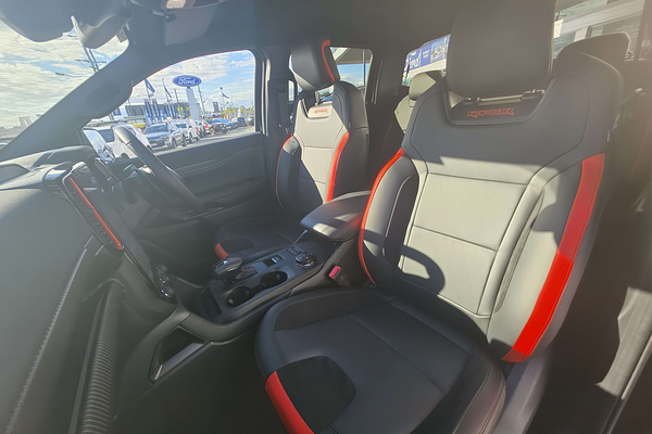 2026 Ford Ranger Raptor 4X4 3.0L thumb-7