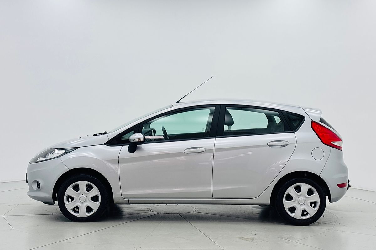 2012 Ford FIESTA CL 6 SP AUTOMATIC 5D HATCHBACK 4CYL 