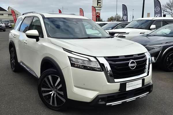 2024 Nissan Pathfinder Ti-L R53
