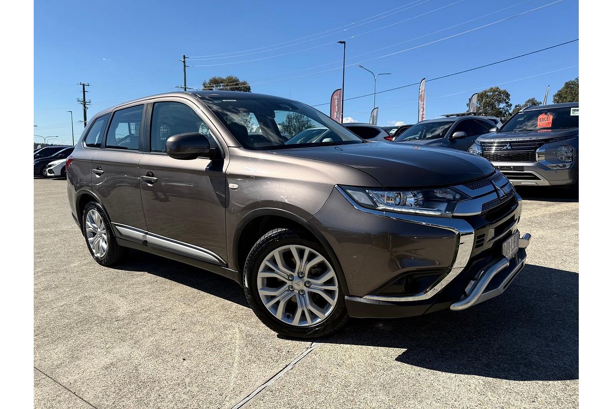 2020 Mitsubishi Outlander ES ZL
