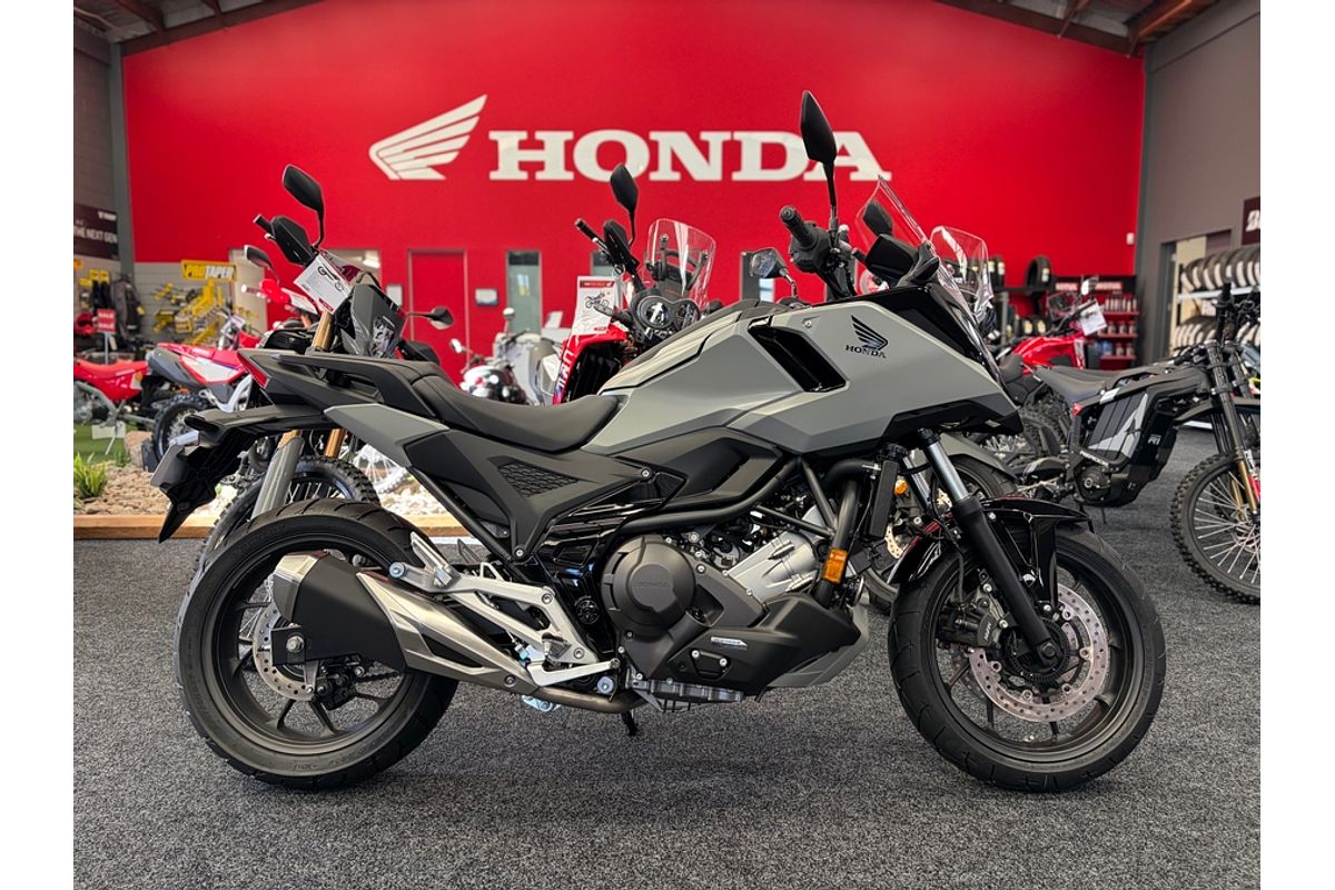 2026 Honda NC750X ABS (NC750XA) DCT