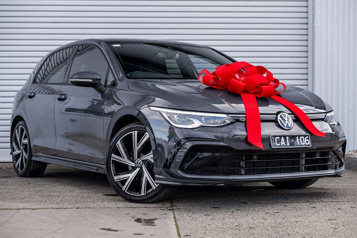 2022 Volkswagen Golf 110TSI R-Line 8