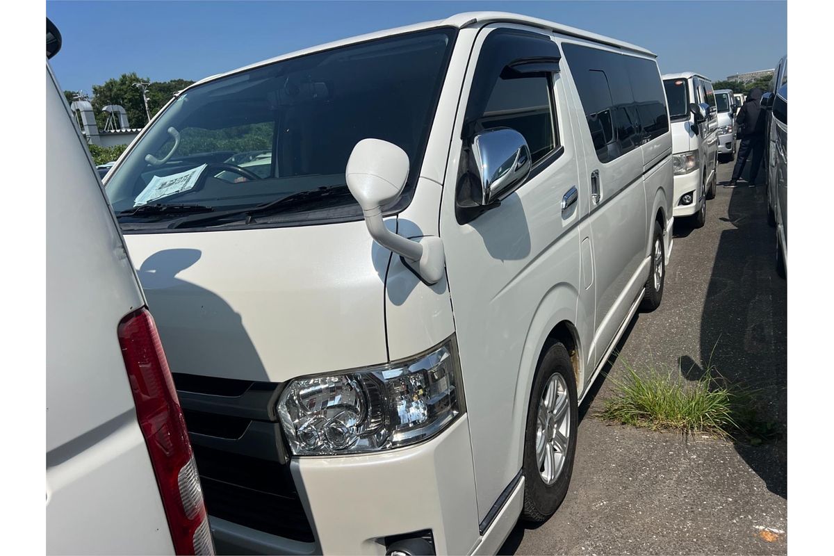 2018 Toyota Hiace