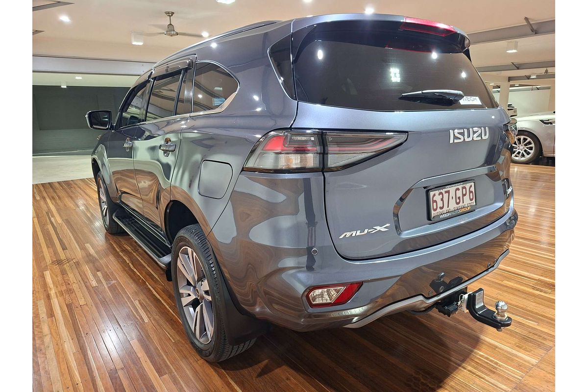2023 Isuzu MU-X LS-T