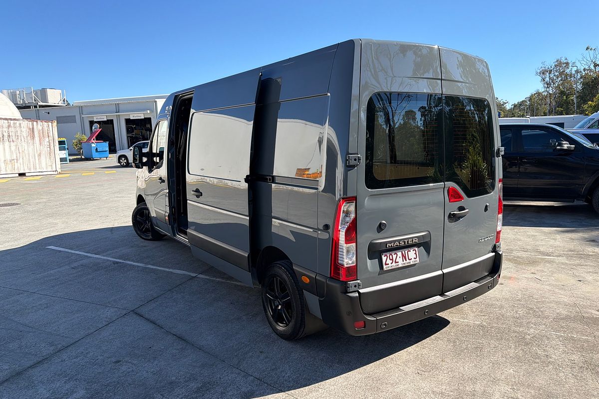 2024 Renault Master Pro 110kW X62 Phase 2 LWB Mid Roof