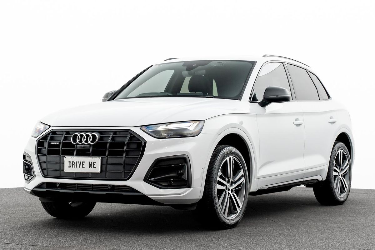 2024 Audi Q5 45 TFSI Sport FY