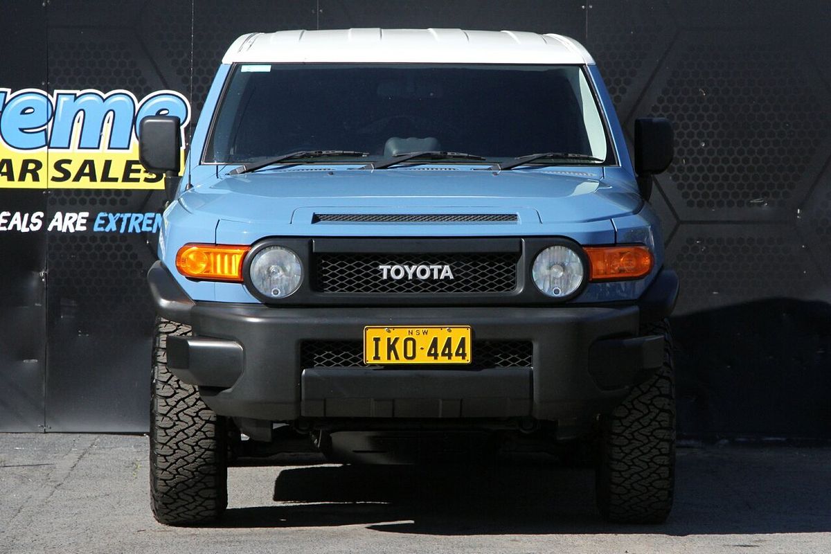 2012 Toyota FJ Cruiser GSJ15R