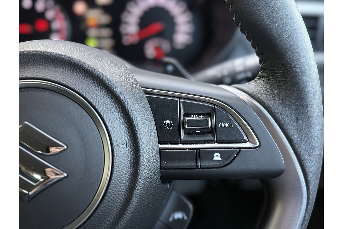 2024 Suzuki Swift Hybrid GLX UZ