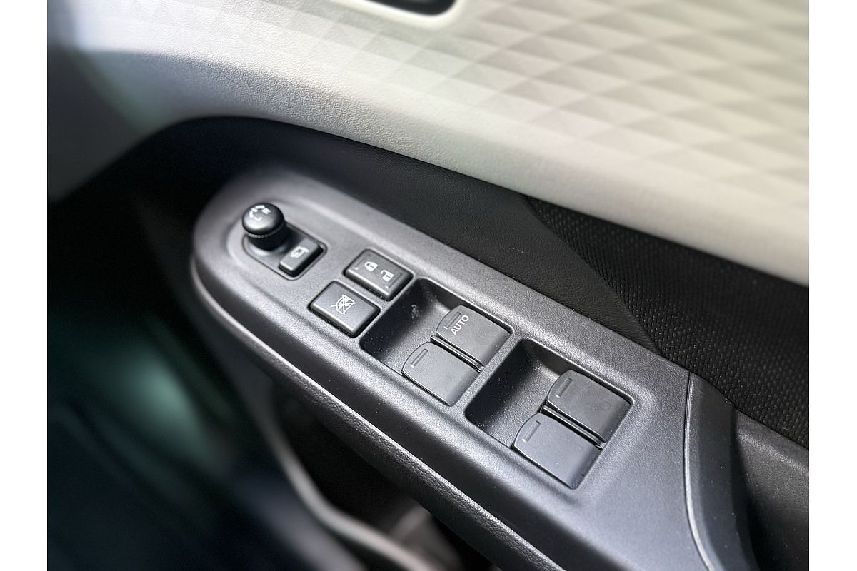 2024 Suzuki Swift Hybrid GLX UZ