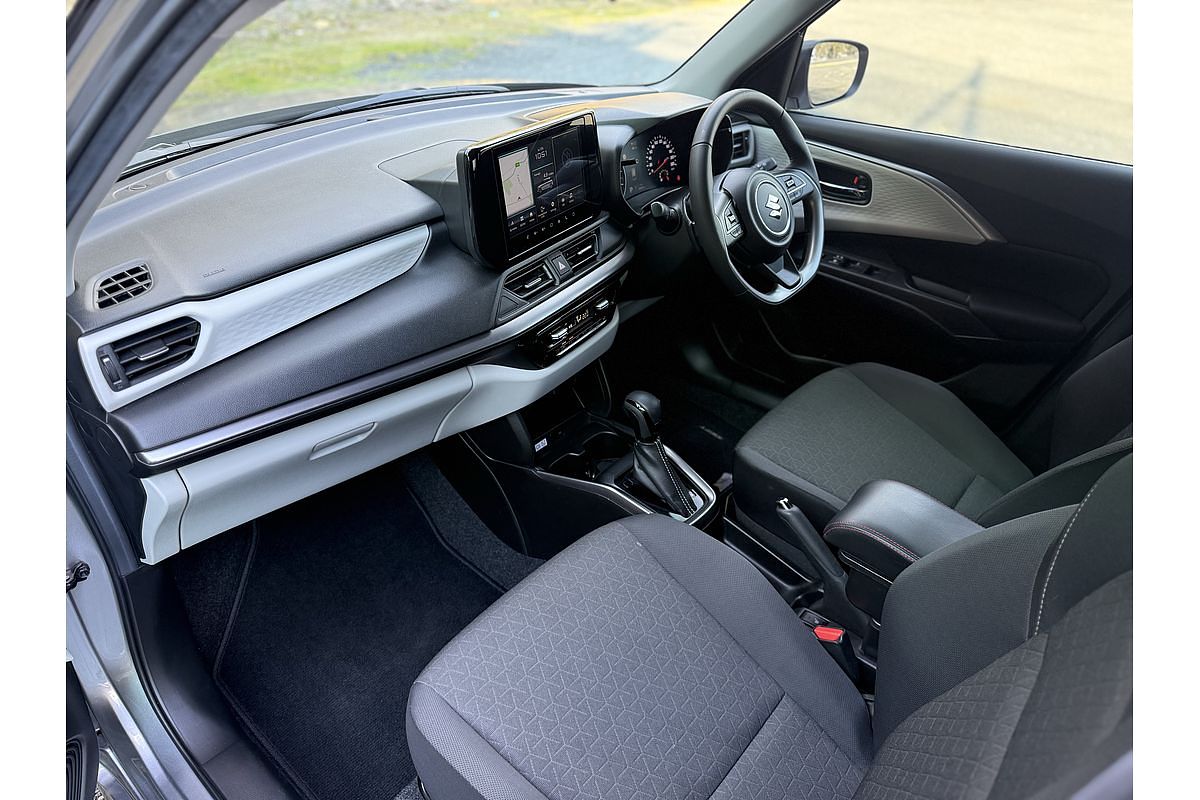 2024 Suzuki Swift Hybrid GLX UZ