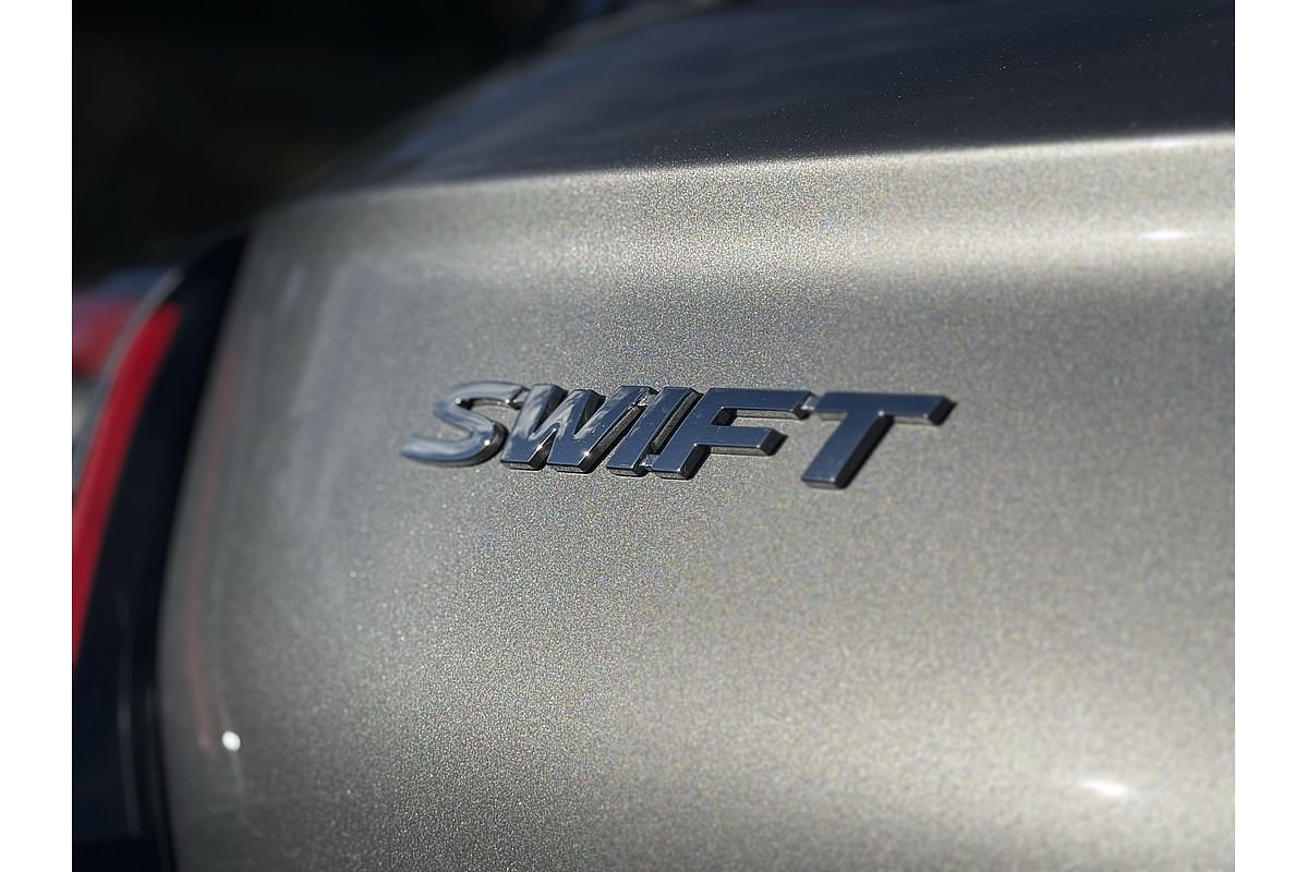 2024 Suzuki Swift Hybrid GLX UZ
