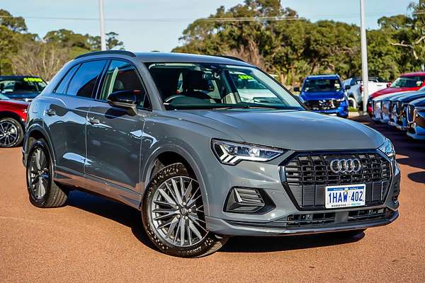 2020 Audi Q3 35 TFSI S line F3