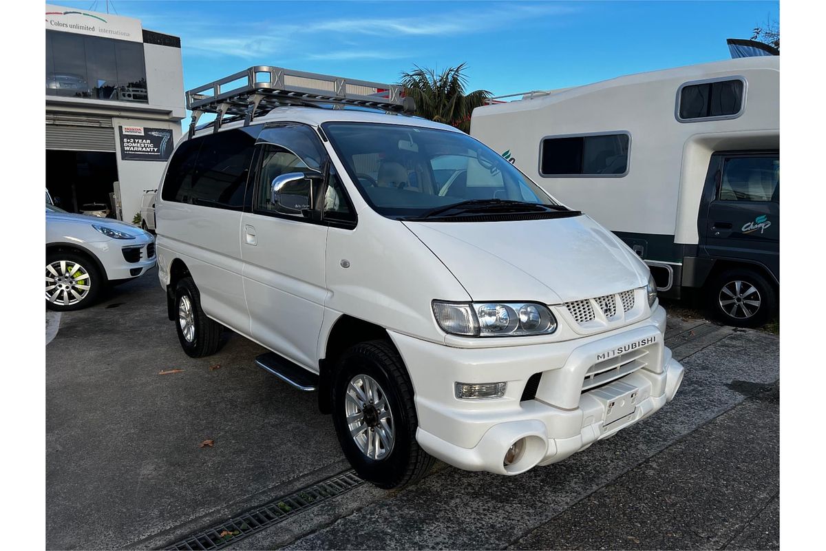 2005 Mitsubishi Delica Spacegear Chamonix PD6W