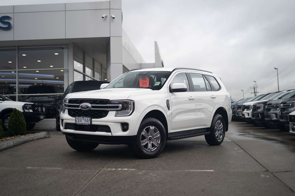 2025 Ford Everest Ambiente 2.0L