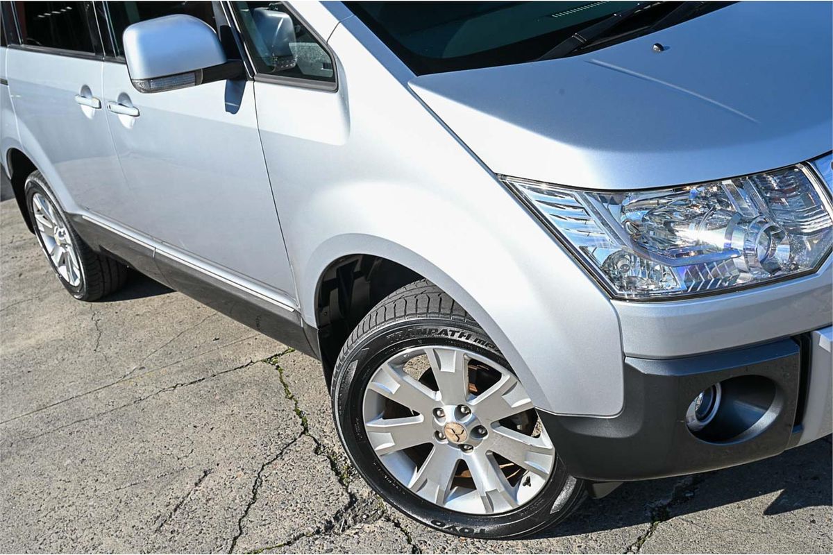 2010 Mitsubishi Delica D:5 CV5W
