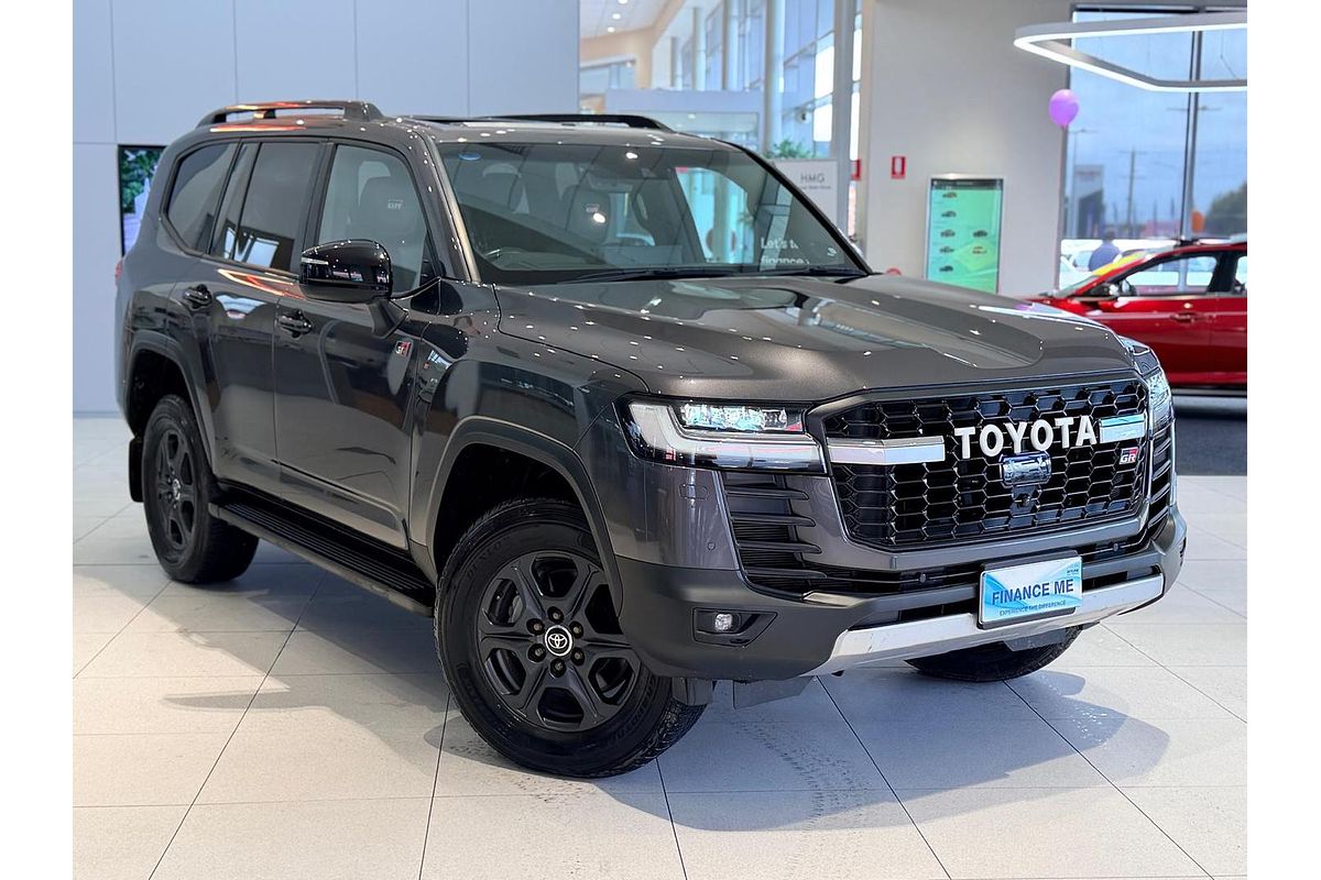 2023 Toyota Landcruiser GR Sport FJA300R