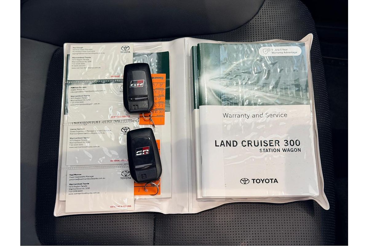 2023 Toyota Landcruiser GR Sport FJA300R